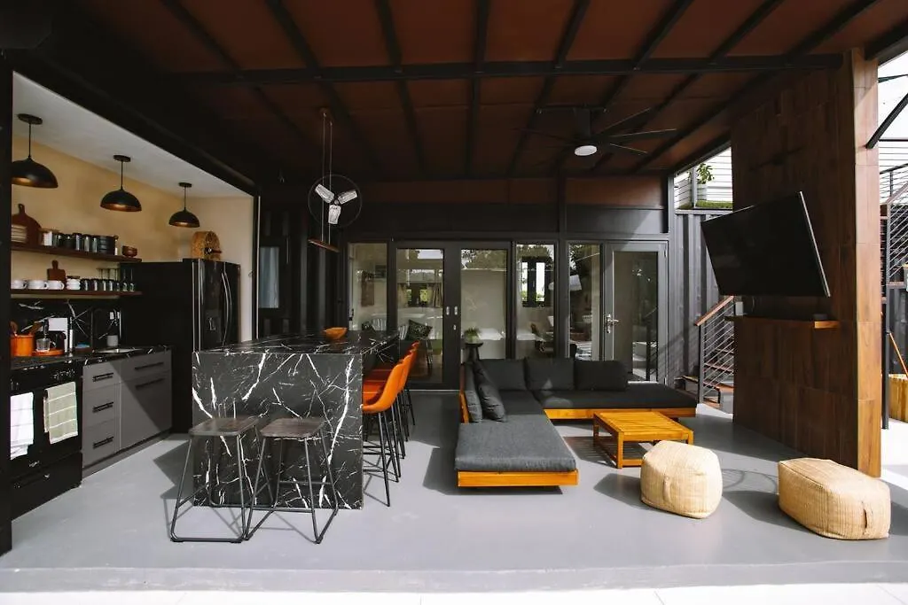 Hacienda Florecer - Shipping Containers With Private Pool Moca Puerto Rico